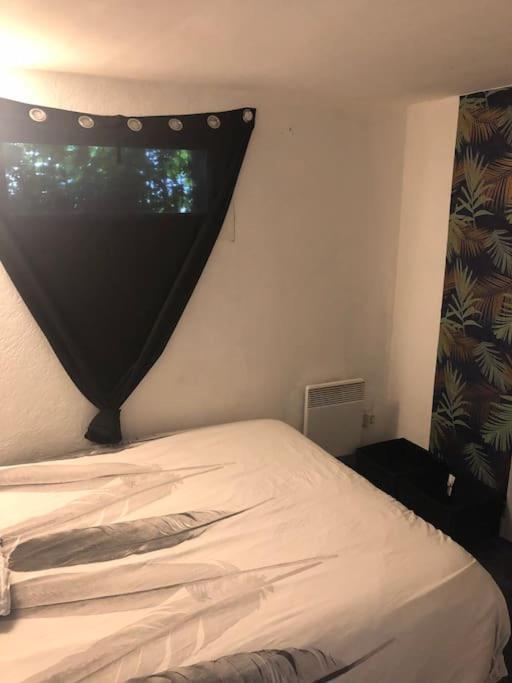 Logement Appartement Bourget Le Bourget Ngoại thất bức ảnh